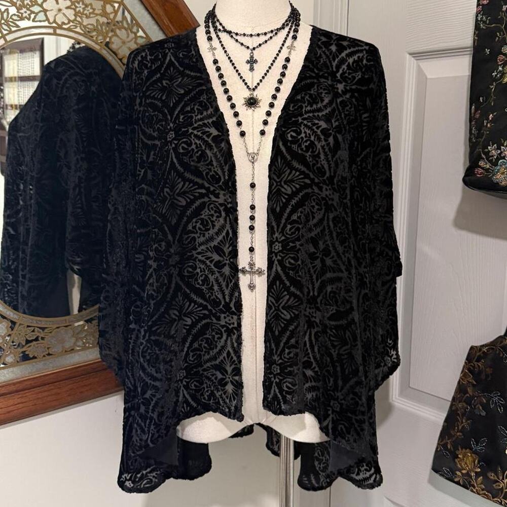 VTG Y2K Robbie Bee Black Velvet Burnout Silk Blend Whimsy Kimono / Shawl 10